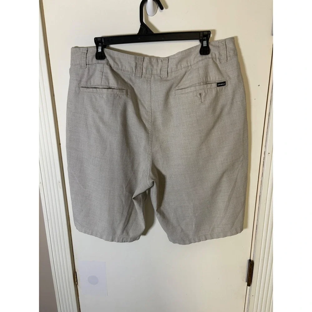 ONeill Mens Hybrid Walk Shorts Grey Tan Glen Plaid Flat Front Casual Shorts